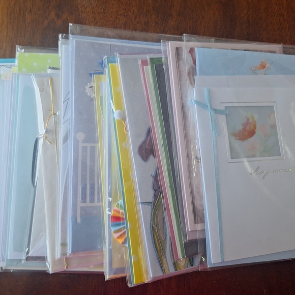 Assorted NEW cards - 22 cards total - Picture 8 of 8